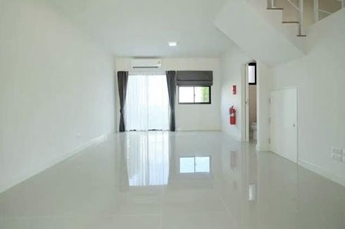 3 Bedroom Townhouse for rent in Baan Klang Muang Srinakarin, Nong Bon, Bangkok near MRT Si Udom