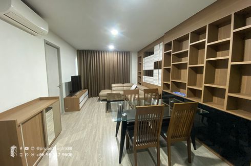 2 Bedroom Condo for rent in Khlong Tan Nuea, Bangkok near BTS Ekkamai