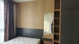 1 Bedroom Condo for sale in Silom, Bangkok near BTS Chong Nonsi