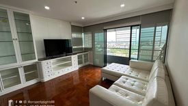 2 Bedroom Condo for rent in Thung Maha Mek, Bangkok near MRT Silom