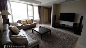 3 Bedroom Condo for rent in Khlong Tan Nuea, Bangkok