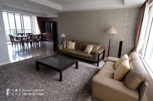 3 Bedroom Condo for rent in Khlong Tan Nuea, Bangkok