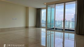 3 Bedroom Condo for rent in Silom, Bangkok near BTS Chong Nonsi