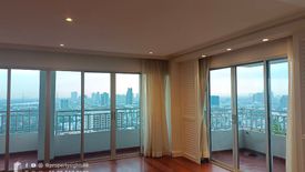 3 Bedroom Condo for rent in Thung Maha Mek, Bangkok near MRT Lumpini