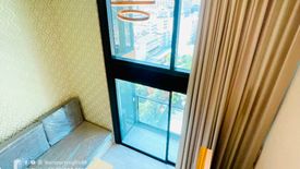 1 Bedroom Condo for sale in Silom, Bangkok near BTS Surasak