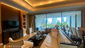 3 Bedroom Condo for sale in Khlong Tan Nuea, Bangkok near BTS Thong Lo