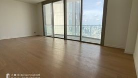 4 Bedroom Condo for sale in Khlong Ton Sai, Bangkok near BTS Charoen Nakhon