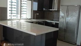 3 Bedroom Condo for rent in Thung Maha Mek, Bangkok near MRT Lumpini