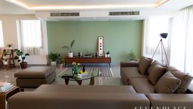 3 Bedroom Condo for rent in Khlong Tan Nuea, Bangkok