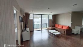 3 Bedroom Condo for rent in Phra Khanong Nuea, Bangkok near BTS Ekkamai