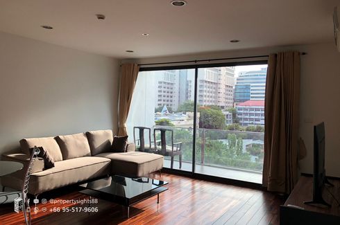 2 Bedroom Condo for rent in Khlong Toei Nuea, Bangkok near MRT Phetchaburi