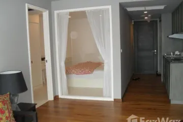 1 Bedroom Condo for rent in Noble Ambience Sarasin, Langsuan, Bangkok near MRT Silom