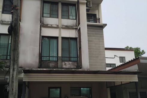 5 Bedroom Townhouse for sale in AREEYA MOVA KASET-NAWAMINTR, Chorakhe Bua, Bangkok