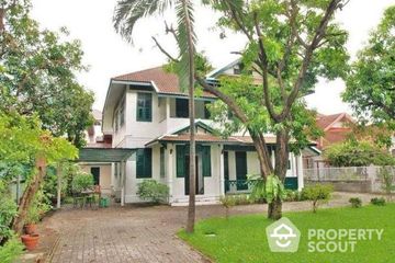 4 Bedroom House for sale in Thanon Nakhon Chai Si, Bangkok