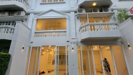 4 Bedroom Townhouse for rent in Prompak Gardens, Khlong Tan Nuea, Bangkok near BTS Phrom Phong