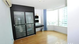 3 Bedroom Condo for sale in Watermark Chaophraya River, Bang Lamphu Lang, Bangkok