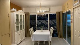 3 Bedroom Townhouse for rent in Chong Nonsi, Bangkok