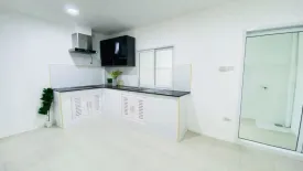 2 Bedroom Townhouse for sale in Permsiri, Nong Prue, Chonburi