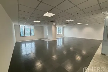 Office for rent in Khlong Toei, Bangkok near BTS Asoke