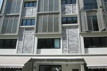 3 Bedroom Townhouse for sale in Chong Nonsi, Bangkok