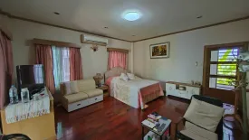 3 Bedroom House for sale in Mu Ban Chaiyaphruek 1 suwinthawong, Saen Saep, Bangkok