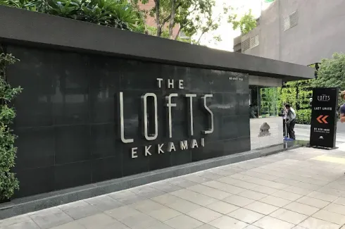 1 Bedroom Condo for sale in The Lofts Ekkamai, Phra Khanong, Bangkok near BTS Ekkamai