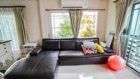 3 Bedroom House for sale in Hua Mak, Bangkok