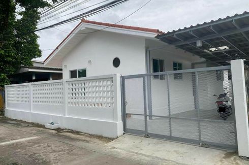 3 Bedroom House for sale in Lat Phrao, Bangkok near MRT Chok Chai 4