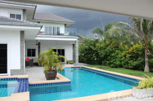 5 Bedroom Villa for sale in Nong Kae, Prachuap Khiri Khan