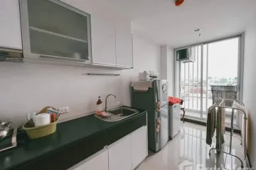 2 Bedroom Condo for rent in Supalai Lite Sathorn - Charoenrat, Bang Khlo, Bangkok near BTS Saphan Taksin