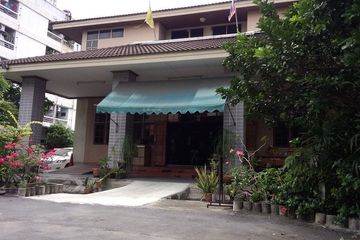 10 Bedroom House for sale in Din Daeng, Bangkok near MRT Phra Ram 9