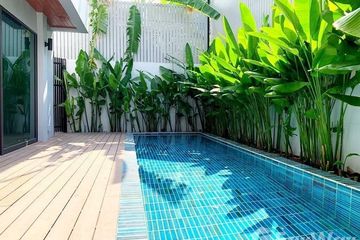 4 Bedroom Villa for sale in Khlong Tan Nuea, Bangkok