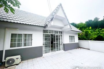 3 Bedroom House for sale in Na Kluea, Chonburi