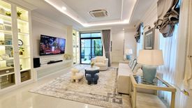 5 Bedroom House for sale in Nantawan Rama 9 - New Krungthepkretha, Saphan Sung, Bangkok