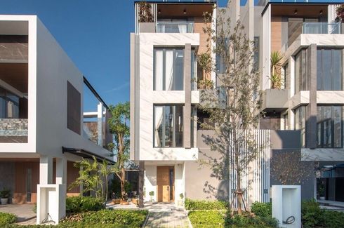 3 Bedroom Townhouse for sale in IRIS Residence 101, Bang Chak, Bangkok near BTS Punnawithi