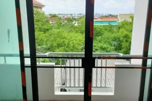 2 Bedroom Condo for sale in Thana Place, Lat Phrao, Bangkok