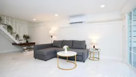 2 Bedroom House for sale in Khlong Chaokhun Sing, Bangkok near MRT Lat Phrao 83