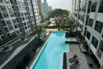 2 Bedroom Condo for sale in The Base Central Pattaya, Nong Prue, Chonburi