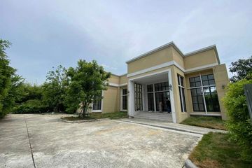 2 Bedroom Office for rent in Bang Na, Bangkok near BTS Bearing