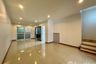 3 Bedroom Townhouse for sale in Villette City Pattanakarn 38, Suan Luang, Bangkok