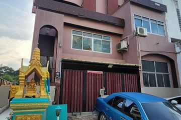 9 Bedroom Townhouse for rent in Phlapphla, Bangkok near MRT Rajamangala Stadium