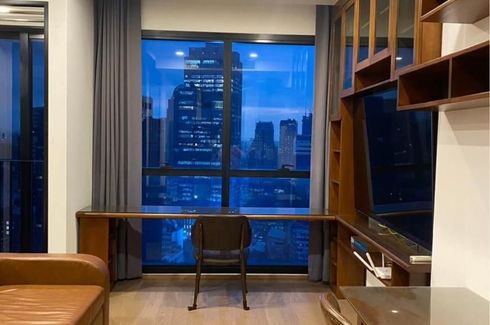 1 Bedroom Condo for rent in Si Phraya, Bangkok near MRT Sam Yan