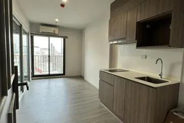1 Bedroom Condo for sale in Bang Yi Khan, Bangkok near MRT Bang Yi Khan