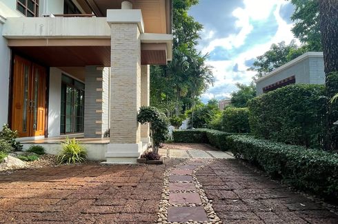 5 Bedroom House for rent in Suan Luang, Bangkok near MRT Si Nut