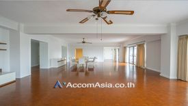 3 Bedroom Apartment for rent in Silom, Bangkok near BTS Chong Nonsi