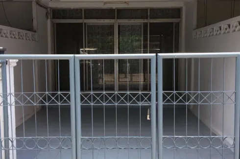 2 Bedroom Townhouse for rent in Sai Mai, Bangkok