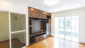 3 Bedroom House for sale in Sam Sen Nok, Bangkok near MRT Phawana