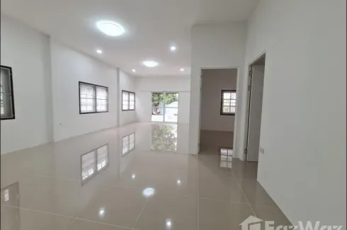 2 Bedroom House for sale in Tha Raeng, Bangkok near MRT Vatcharaphon