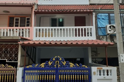 3 Bedroom Townhouse for rent in Sinthawi Grand Village, Tha Kham, Bangkok