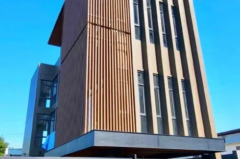 5 Bedroom House for sale in Bang Mot, Bangkok